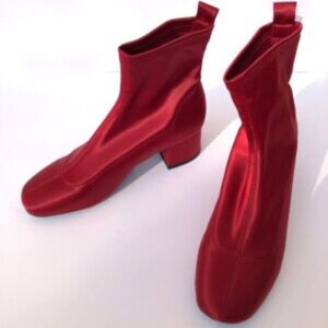 Elegant Red Ankle Boots